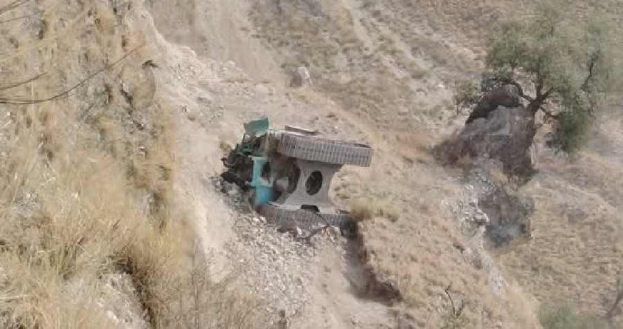 बाजुरा–कालीकोट सीमामा डोजर दुर्घटना, एक जना बेपत्ता