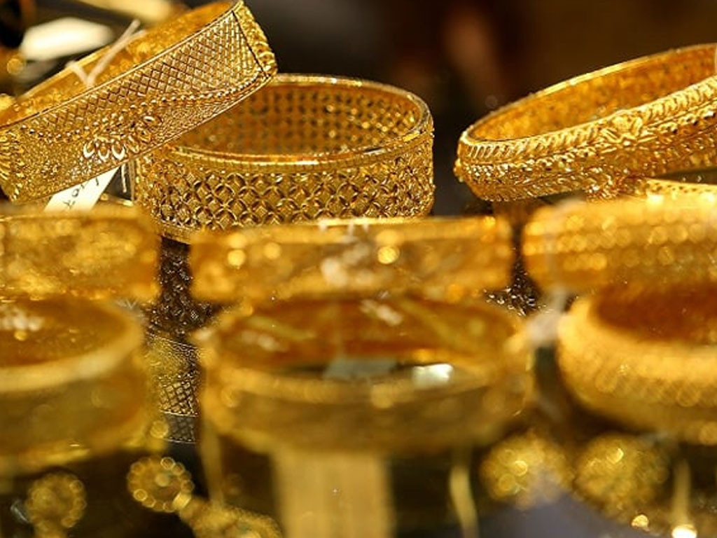 सुनचाँदीको मूल्य घट्यो, आज कतिमा हुँदैछ कारोबार ?