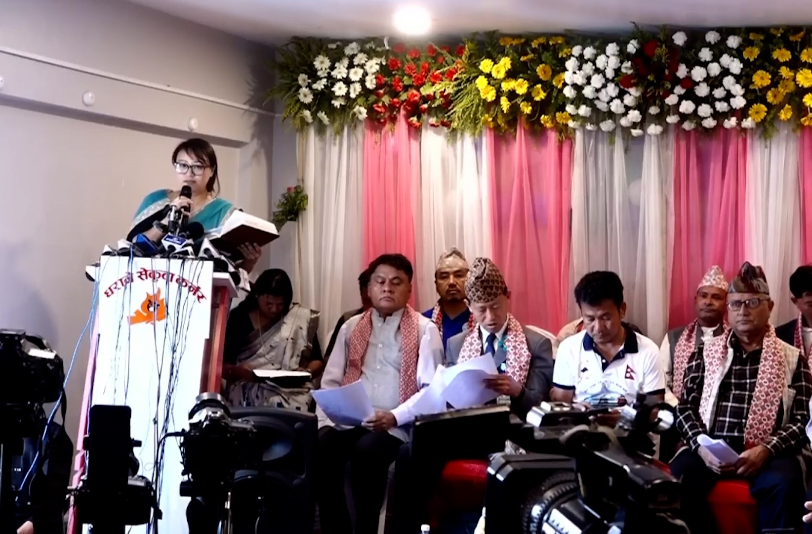 हर्कराज राई नेतृत्वको श्रम संस्कृति पार्टी विज्ञहरुसँगको छलफलमा