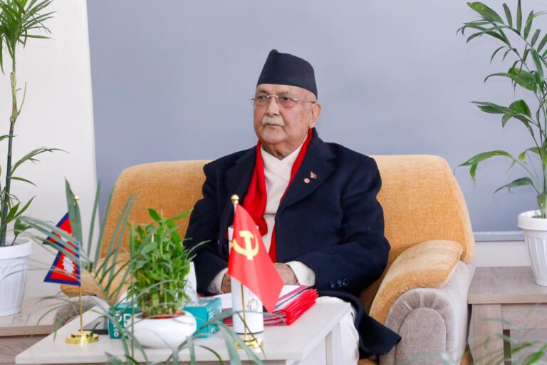 एमालेभित्रको आन्तरिक विवाद उत्कर्षमा: नेतृत्व व्यवस्थापन कि विभाजनको नयाँ मोड?