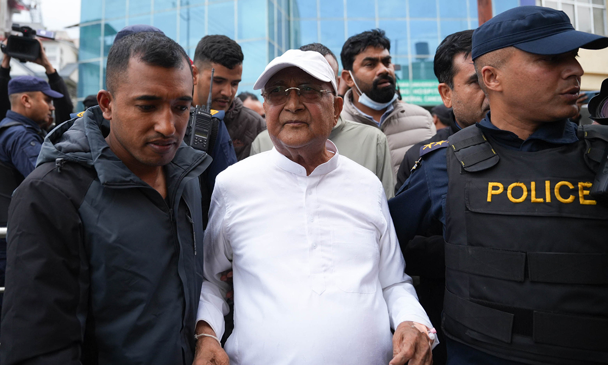 अस्पतालले भन्यो– ओलीलाई तत्काल ‘डिस्चार्ज’ गर्न मिल्दैन