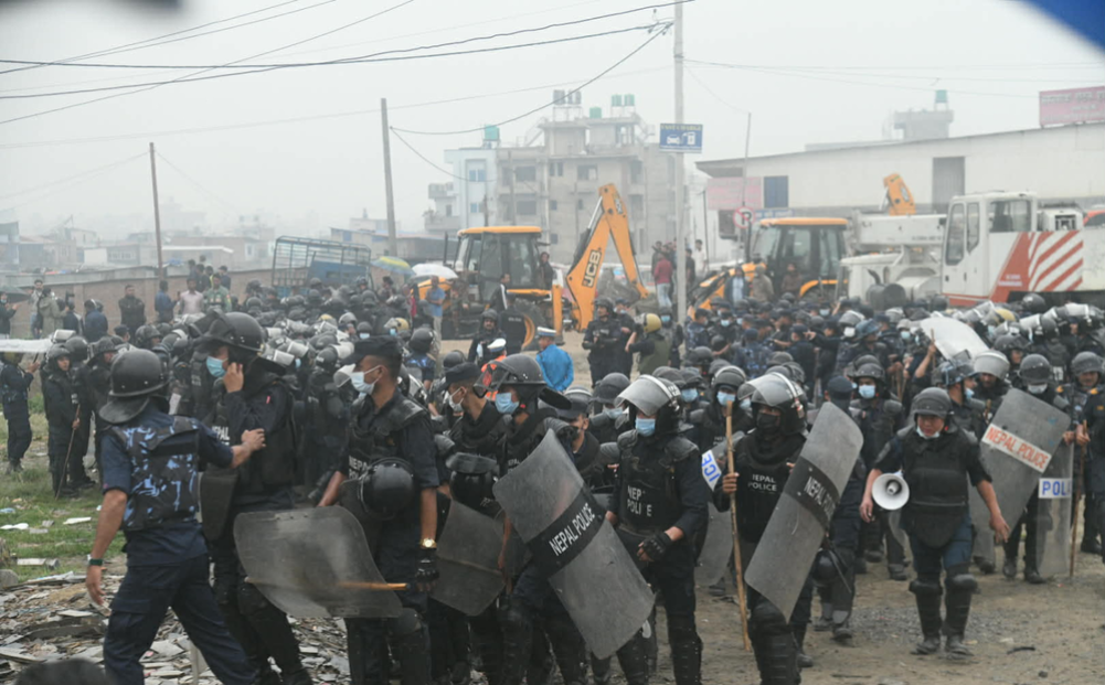 मनोहरामा उच्च सुरक्षा सतर्कता, बस्ती हटाउने अभियान अघि बढ्यो