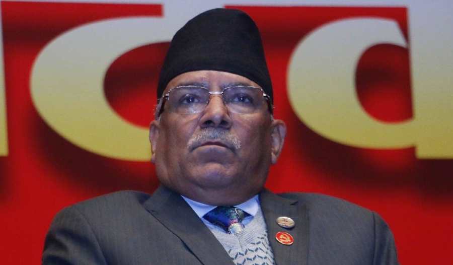 राजनीतिक जीवनको कठिन मोडमा प्रचण्ड