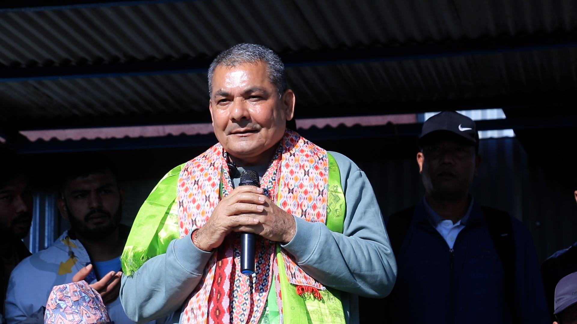 दुर्गा प्रसाईंविरुद्धको प्रहरी अनुसन्धान पूरा, विद्युतीय कारोबार र राज्यविरुद्धको कसुरमा मुद्दा चलाउन राय