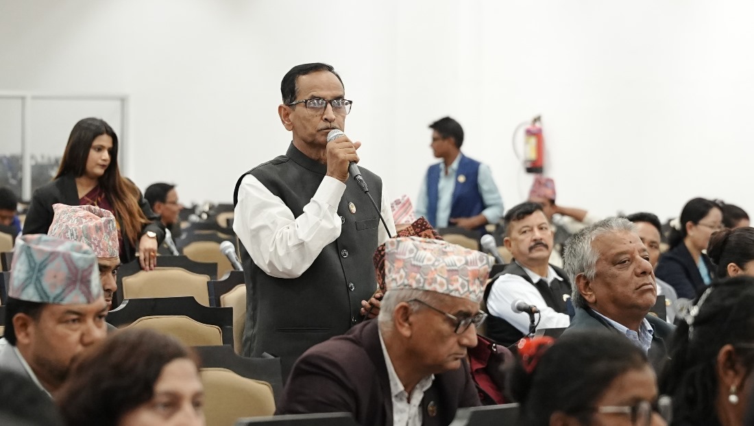 सभामुखलाई कांग्रेस सांसदको प्रश्न– रास्वपासँगको ‘नाभि’ काट्न सक्नुभएको छैन ?