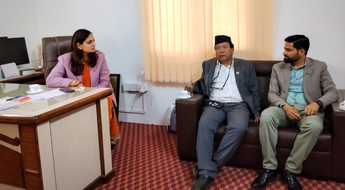 सरकारी अस्पतालका बिग्रिएका उपकरण मर्मत गर्न आविस्कार केन्द्रसँग सहकार्यको तयारी