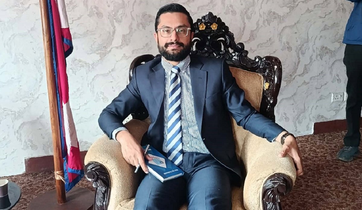 सरकारका प्रवक्ताले भने- आइतबारको बिदा कायम रहन्छ