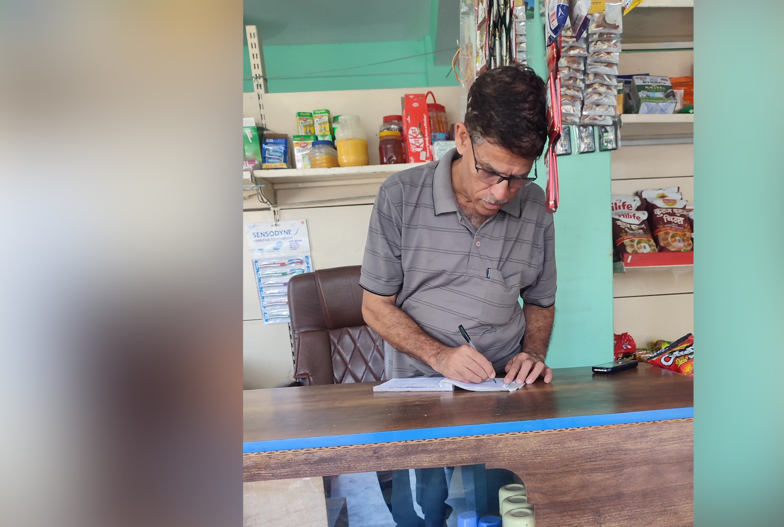 ‘ती मुख्यमन्त्री, यी किराना साहुजी !’
