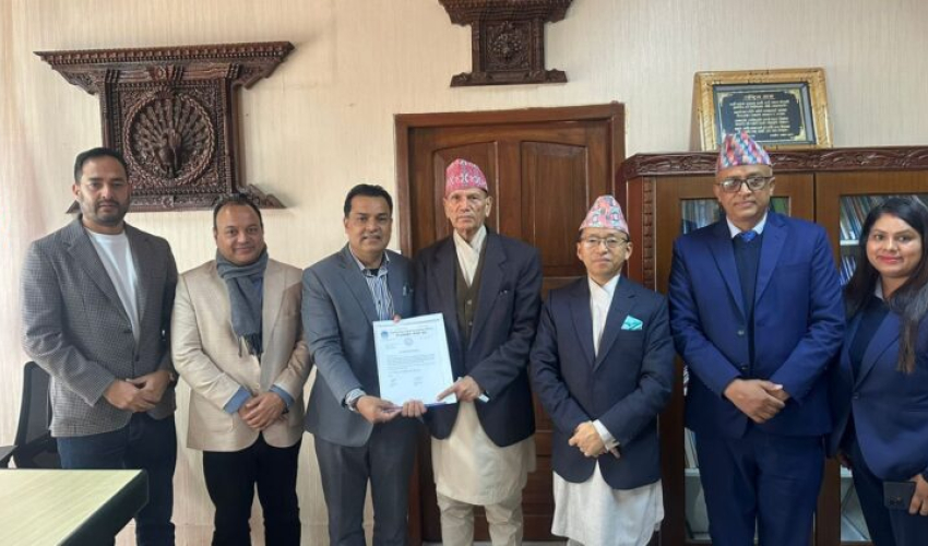 परराष्ट्रमन्त्री शर्मासँग गैरआवासीय नेपाली सङ्घको भेट