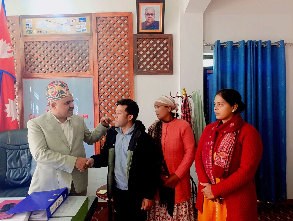 १९ लाख तिरेर सर्विया पुगेपछि अलपत्र परेका भुवनलाई सरकारले गर्‍यो उद्धार